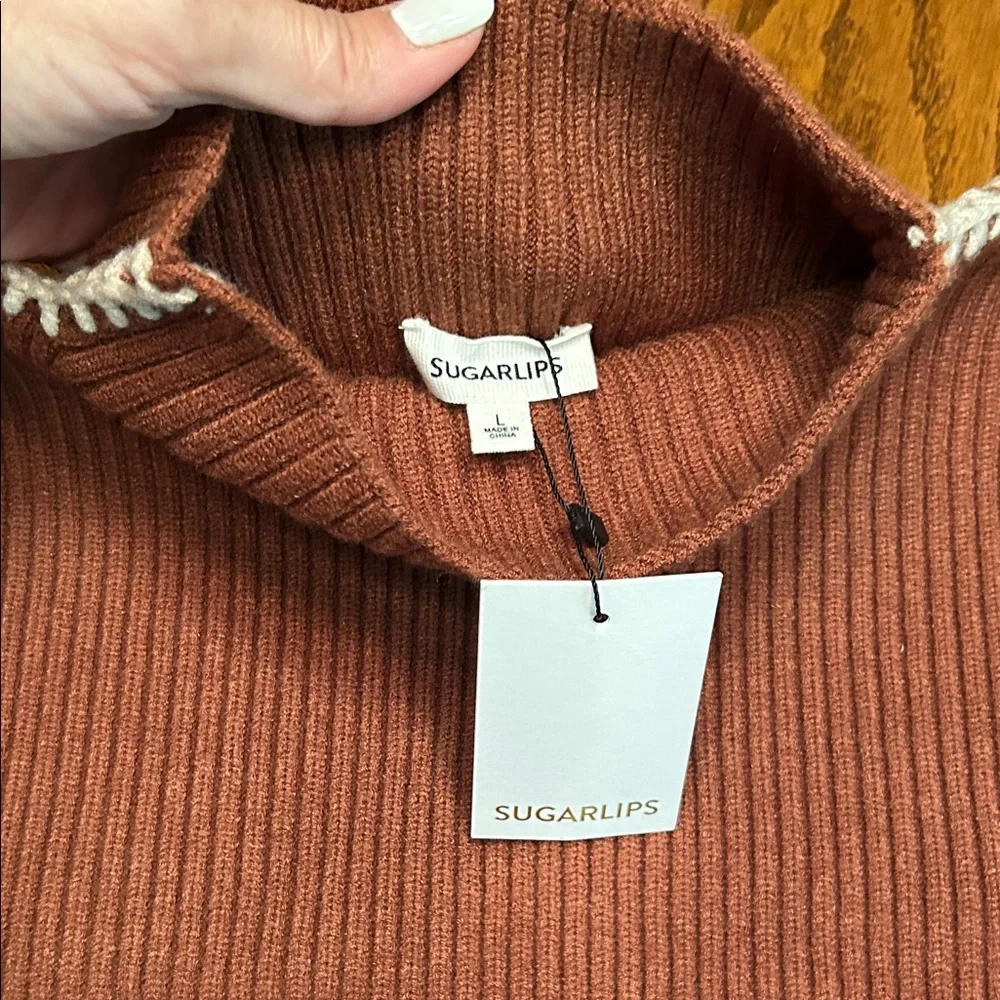 NWT Sugarlips Brown Cole Whipstitch Turtleneck Sweater. Size L